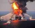 Es brennt lichterloh bei BP. Jetzt wurde das Gesicht der Ölkatastrophe, Tony Hayward, abberufen. Profitieren könnten US-Präsident Obama und seine Energiewende.