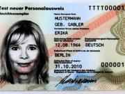Nur Ausweis - oder auch elektronische Unterschrift? Bis heute ist es um E-Government, die digitale Verwaltung, in Deutschland nicht gut bestellt. Auch weil die qualifizierte elektronische Signatur fehlt. Daran droht nun auch ELENA zu scheitern, der Elektronische Entgeltnachweis.
